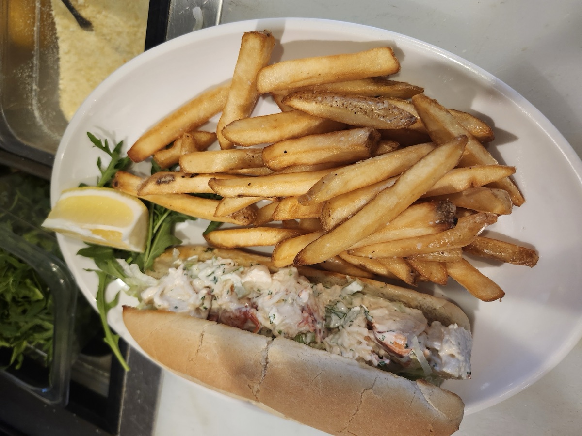 Lobster roll with fries